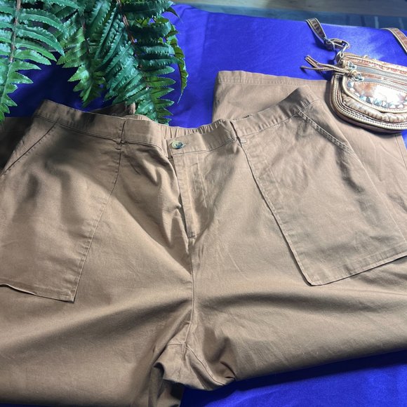 📌Ava & Viv Cotton Wide Leg Bermuda Shorts with big Pockets - Picture 4 of 15